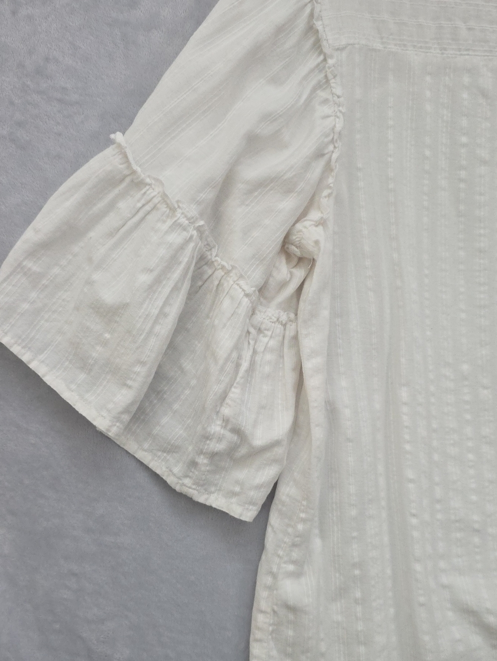 beachlunchlounge White Ruffled Sleeve Blouse - Picture 10 of 11